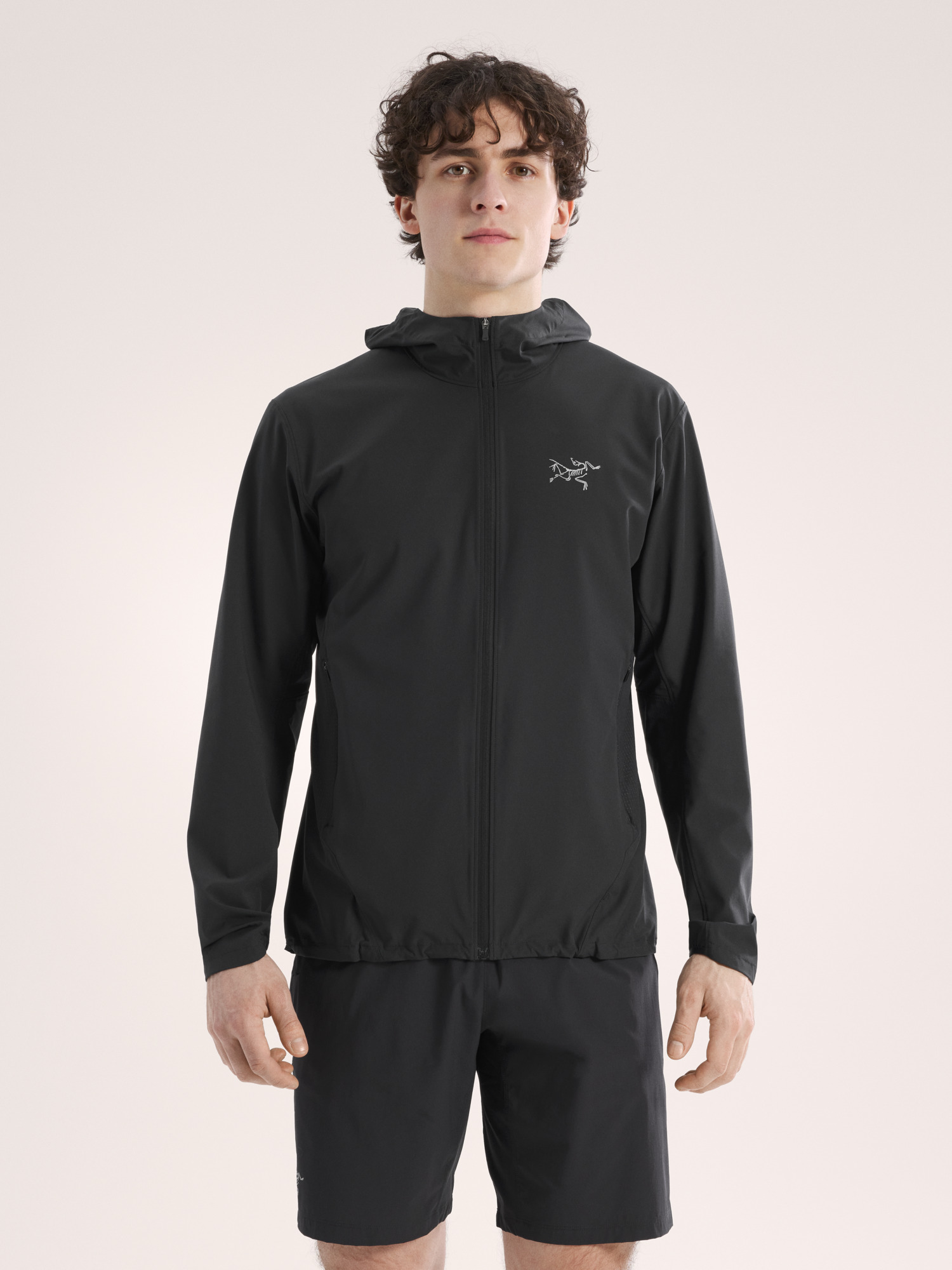S26-X000009286-Incendo-Hybrid-Hoody-Black-Front-View